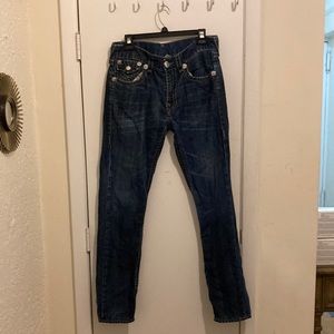Men true religion blue jeans size 33. Skinny jeans, approximately inseam 31/1/2